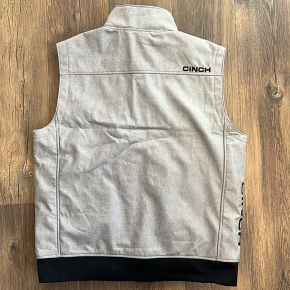 Cinch Vest - NWT - light gray - Picture 4 of 5